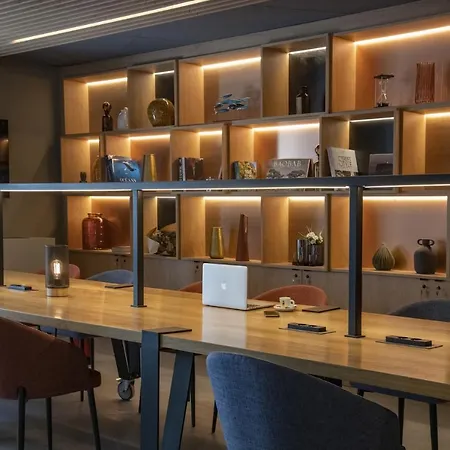 Novotel Antibes Sophia Antipolis 4*