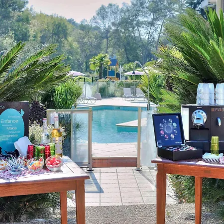 Novotel Antibes Sophia Antipolis 4*