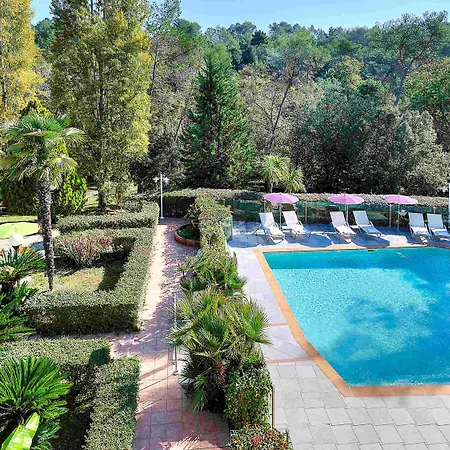 Novotel Antibes Sophia Antipolis 4*